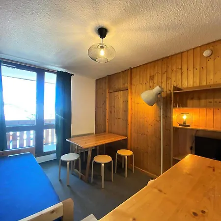 Hauts De La Vanoise - Location: Pour Deux Personnes Au Dernier Etage En Plein Centre Mae-9111 Apartment