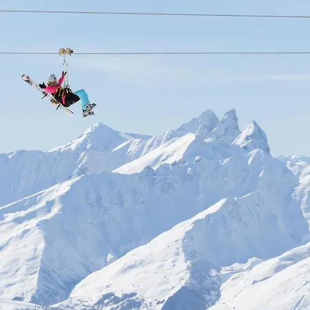 Hauts De La Vanoise - Location: Pour Deux Personnes Au Dernier Etage En Plein Centre Mae-9111 Apartment Val Thorens